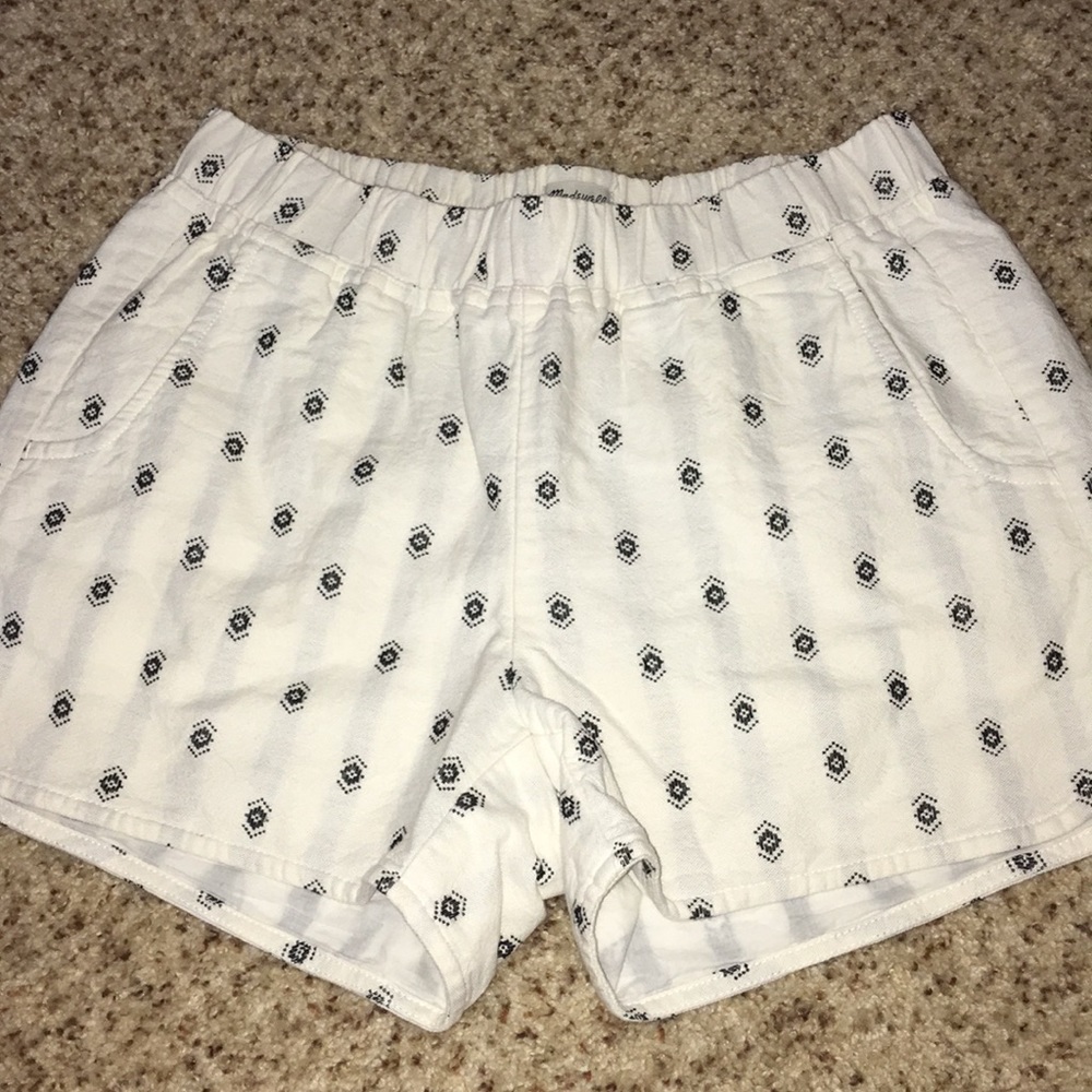 Madewell elastic waist shorts!